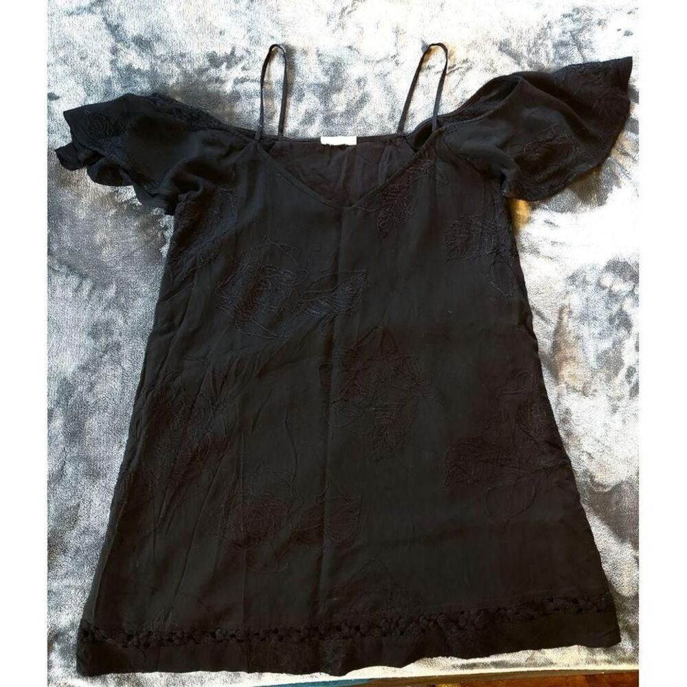 inTu. Cold Shoulder Dress/ Cover Up Size M